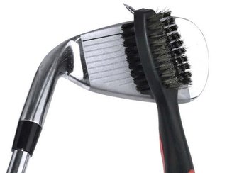 PGA Tour Club Brush and Groove Cleaner, čierna