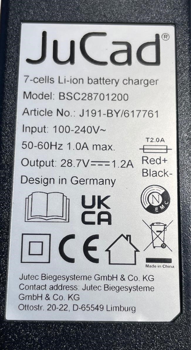 JuCad nabíjačka pre JuCad Powerpack 100/240V, magnetická zástrčka (powerclip)