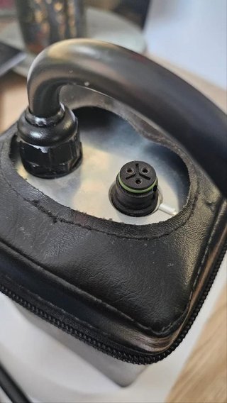 JuCad Powerpack 1.0 (pre 24V systém, PRED 2010), vrátane Li-batériového systému a riadiacej jednotky (softvér), bez nabíjačky