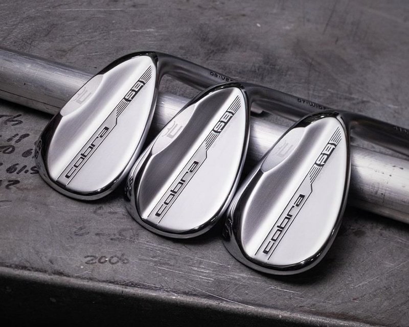 Cobra SNAKEBITE Silver Versatile pánsky wedge, oceľ