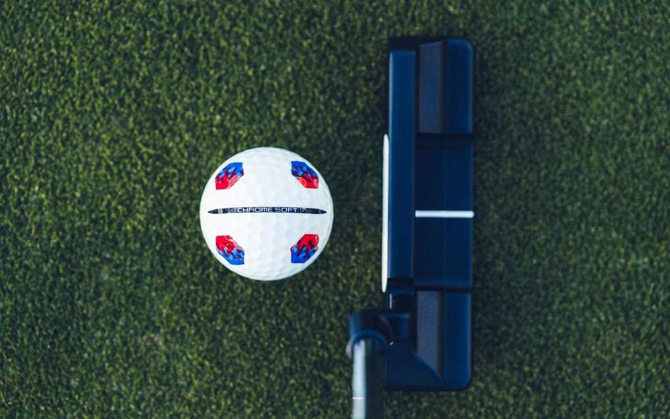 Callaway Chrome Soft TruTrack golfové loptičky, modré/červené