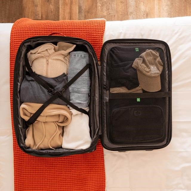 Ogio Alpha Layover 40-44L taška