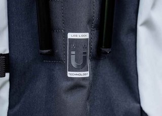 TaylorMade FlexTech Carry stand bag, čierny