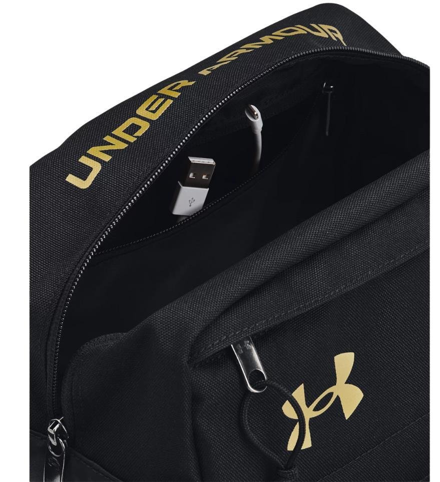 Under Armour Contain travel kit taška