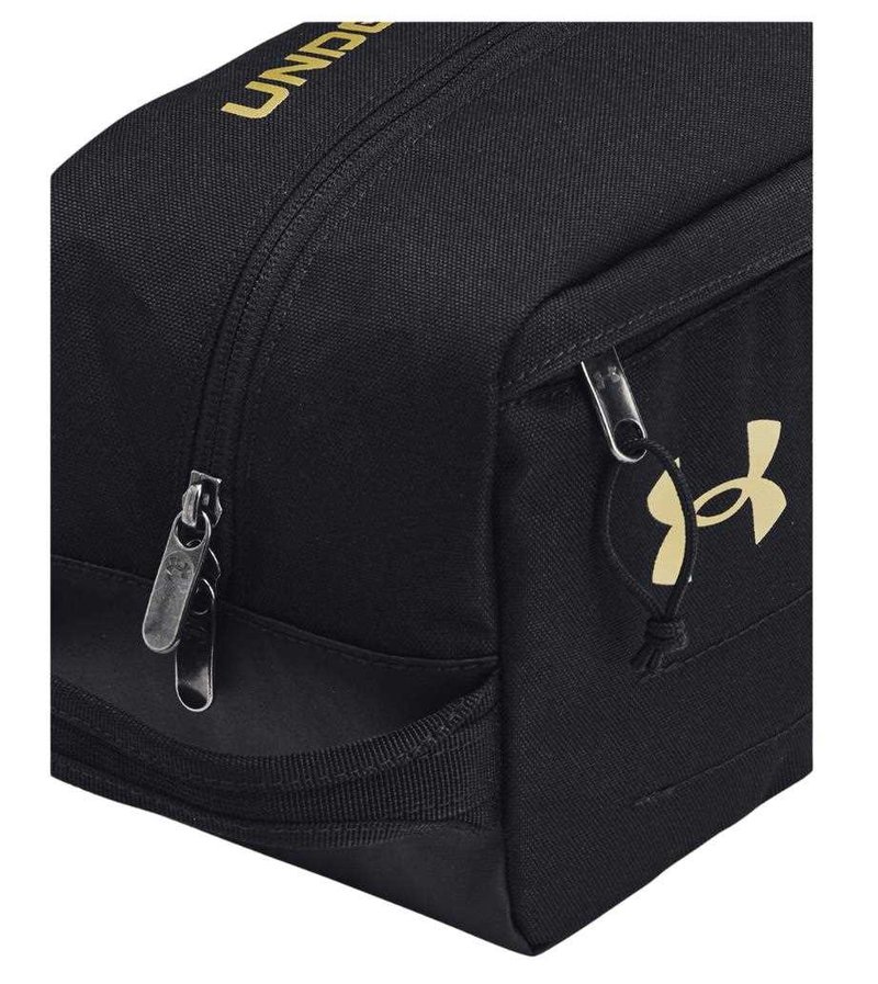Under Armour Contain travel kit taška