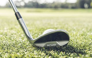 Callaway Opus Brushed Chrome wedge, oceľ