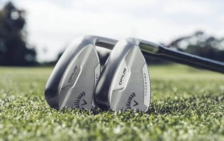 Callaway Opus Platinum Chrome wedge, oceľ
