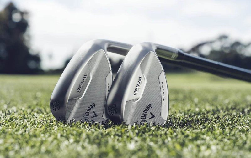 Callaway Opus Platinum Chrome wedge, oceľ
