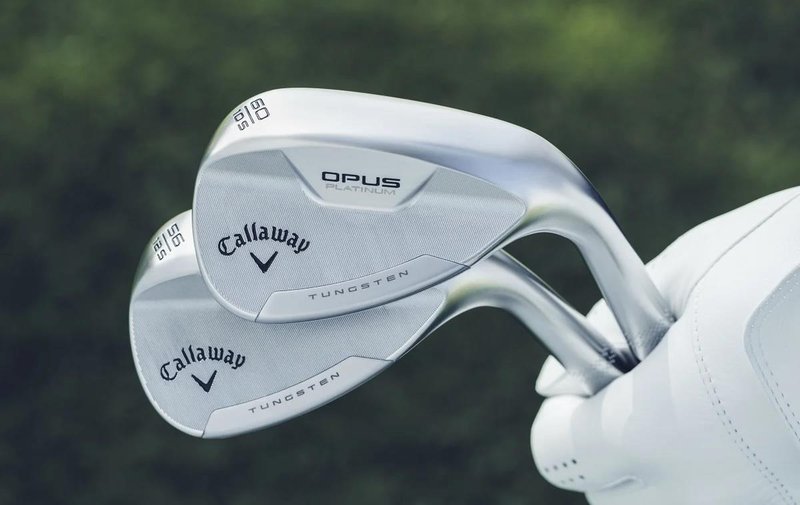 Callaway Opus Platinum Chrome wedge, oceľ