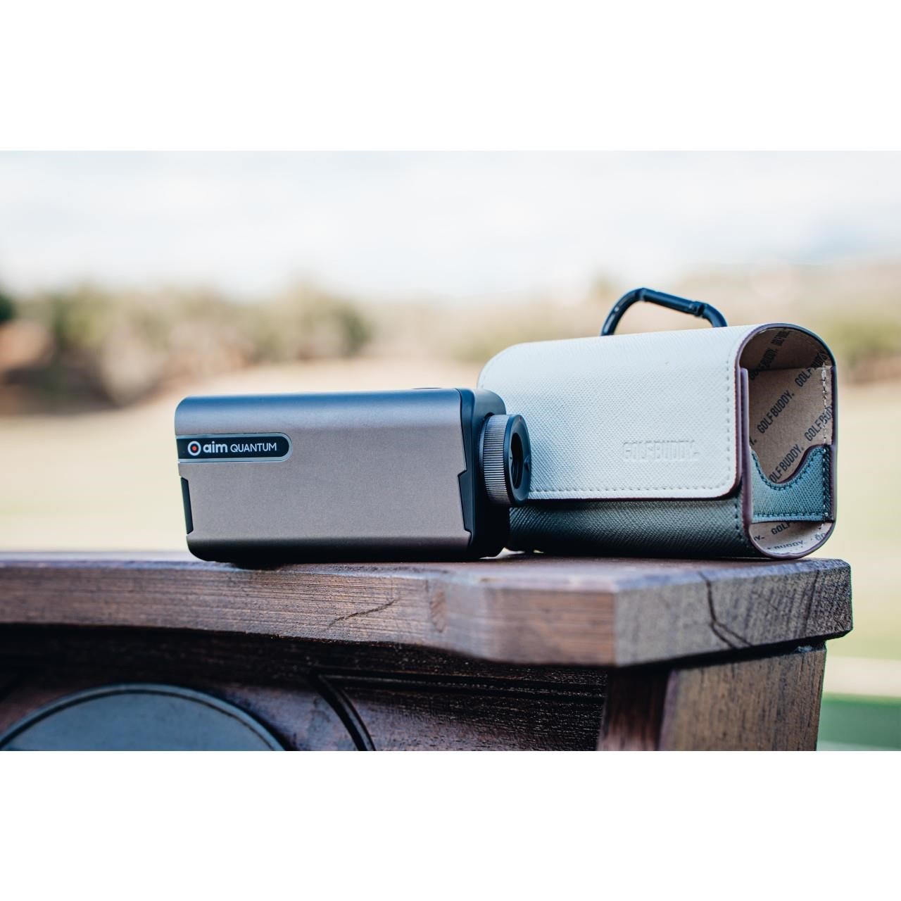 Golf Buddy aim QUANTUM laserový diaľkomer