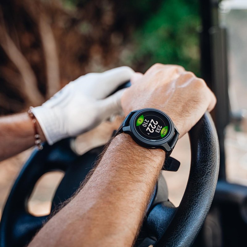 Golf Buddy aim W12 GPS golfové hodinky