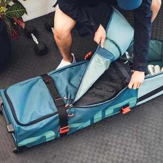 Ogio Alpha Mid travel bag, čierny