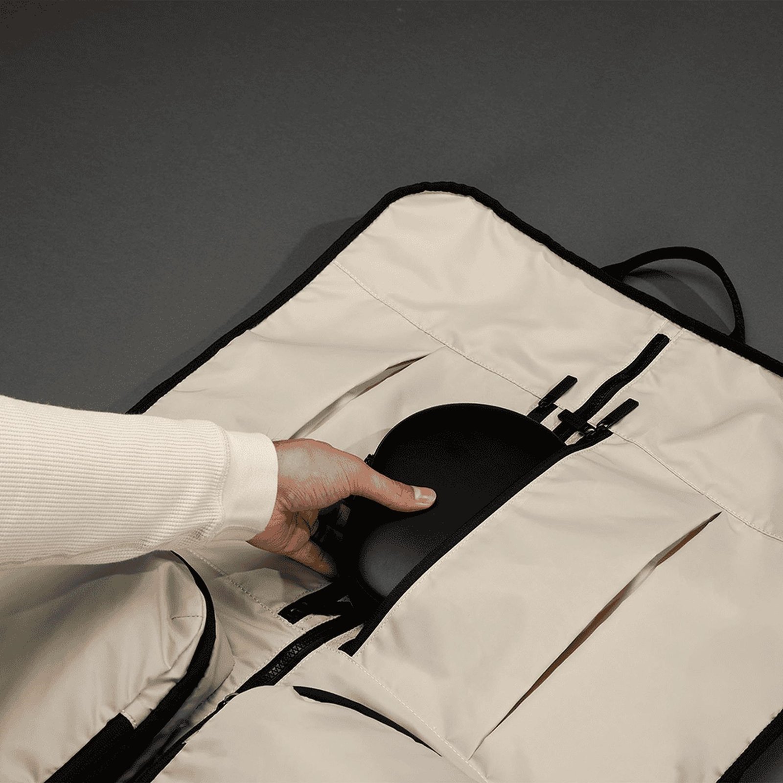 Ogio Pace Pro Suiter 53L Duffel, čierna