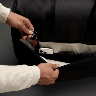 Ogio Pace Pro Suiter 53L Duffel, čierna