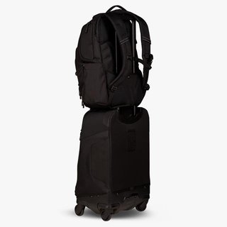 Ogio Renegade 22" 4-Wheel Travel Bag 33L cestovná taška, titanium