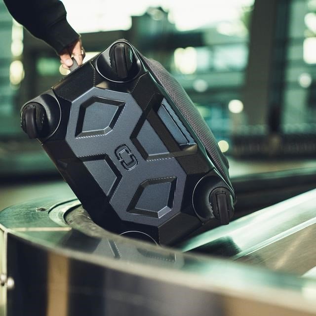 Ogio Renegade 26" 4-Wheel Travel Bag 52L cestovná taška, titanium