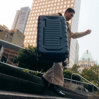 Ogio Renegade Vault Checked Luggage 95L cestovný kufor, čierna