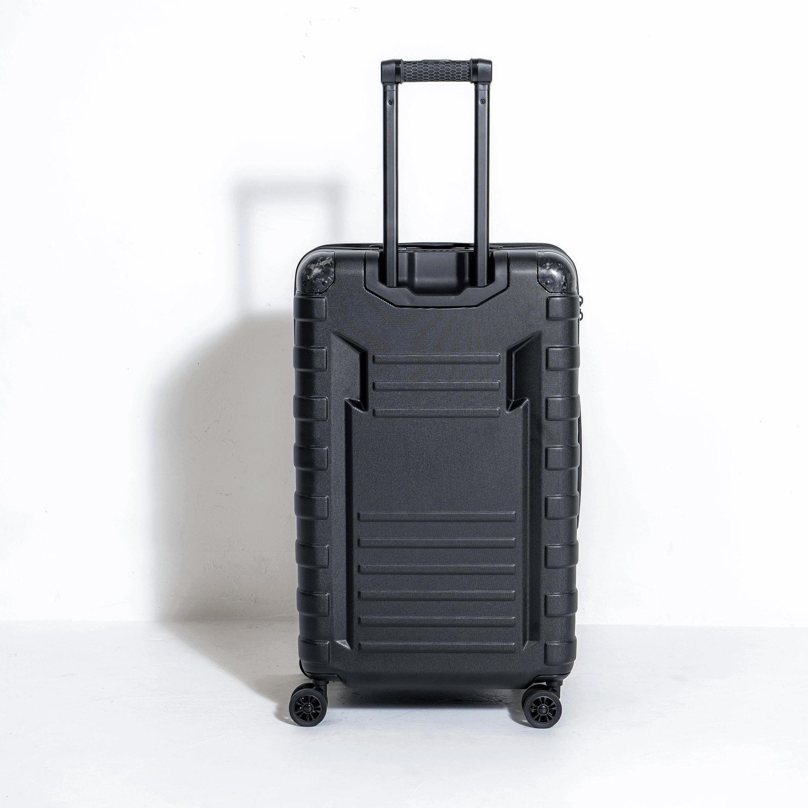 Ogio Renegade Vault Checked Luggage 95L cestovný kufor, čierna