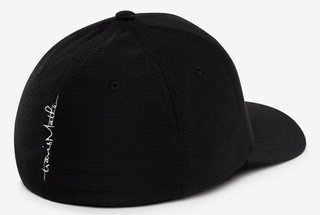 Travis Mathew B-Bahamas Fitted pánska kšiltovka, čierna