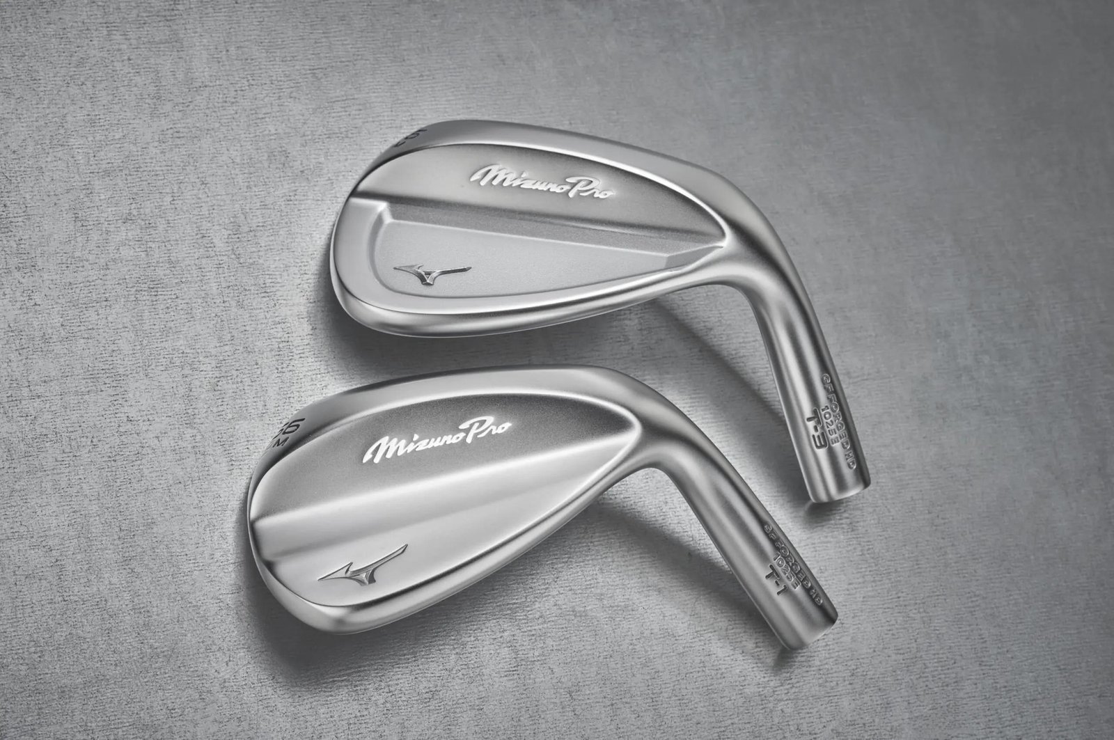 Mizuno Pro T-3 Soft White Satin wedge, oceľ