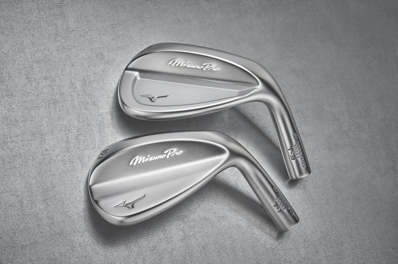 Mizuno Pro T-3 Soft White Satin wedge, oceľ