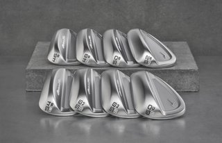 Mizuno Pro T-3 Soft White Satin wedge, oceľ