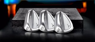 Mizuno Pro T-3 Soft White Satin wedge, oceľ