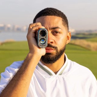 Bushnell Tour Hybrid laserový diaľkomer (Slope)