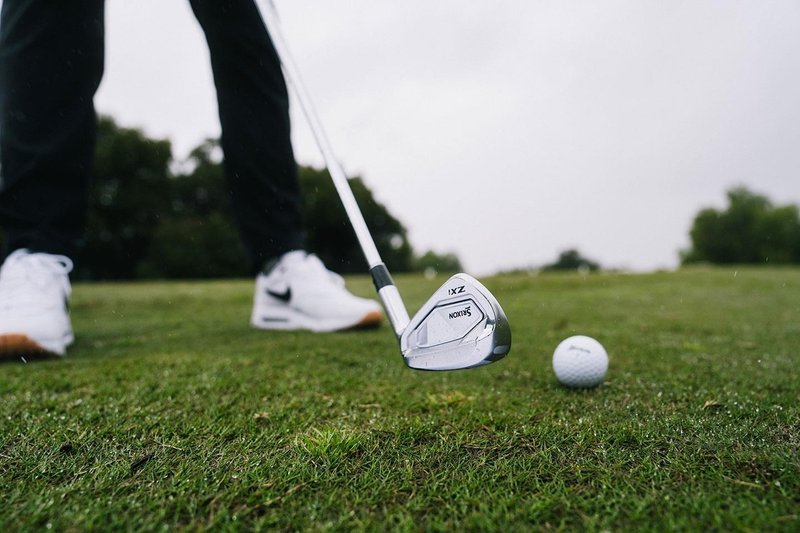 Srixon ZXi5 pánske železá, oceľ