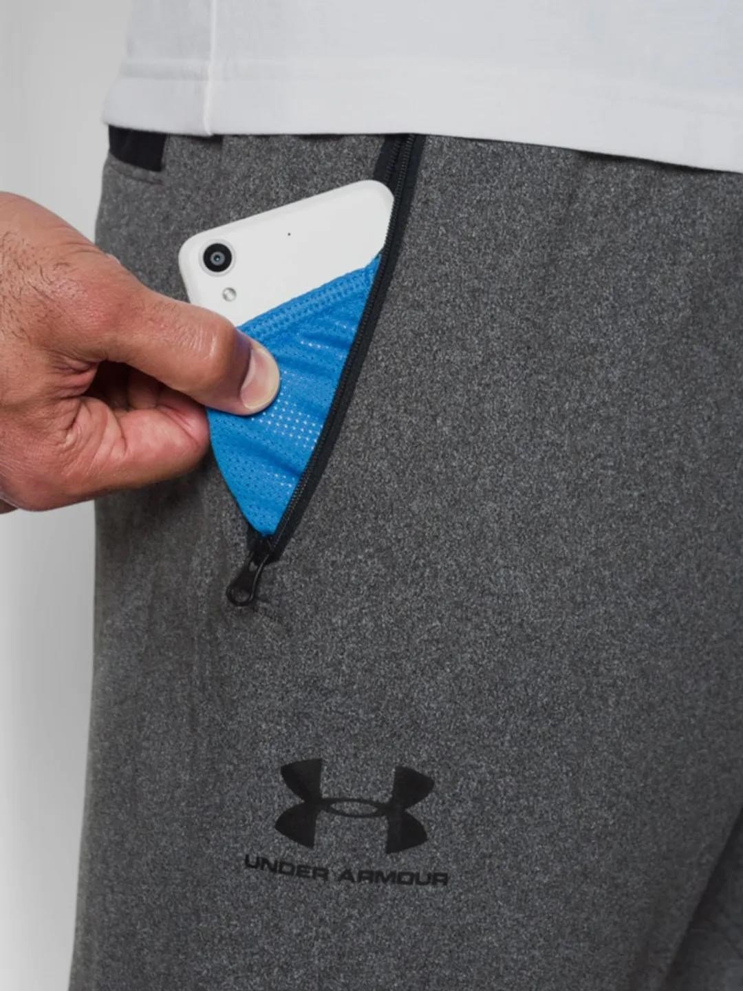 Under Armour Sportstyle Jogger pánske tepláky, carbon heather