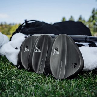 TaylorMade MG5 Charcoal wedge, ocel