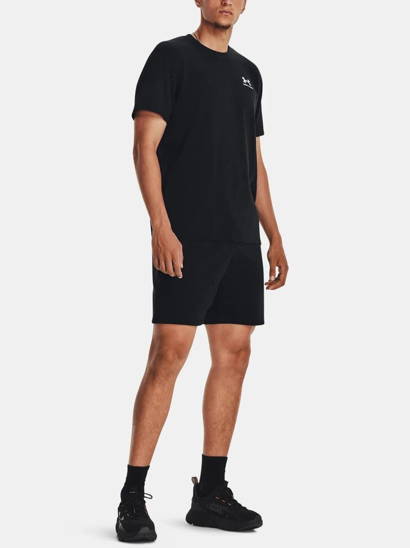 Under Armour Essential Fleece pánske kraťasy, čierno/biele