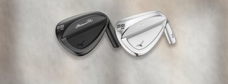 Mizuno Pro T-3 Black wedge, oceľ