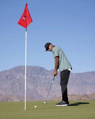 Travis Mathew Open To Close pánske nohavice, čierne