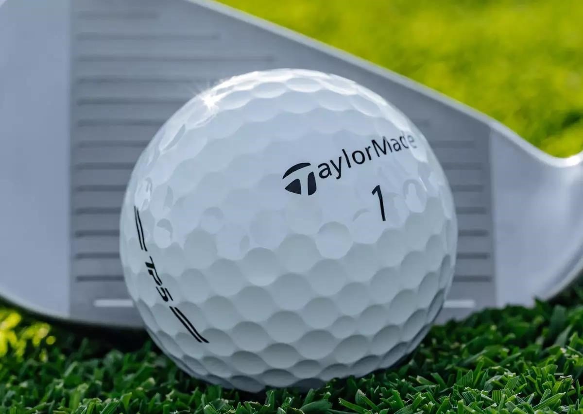 TaylorMade TP5 Stripe golfové loptičky 2026