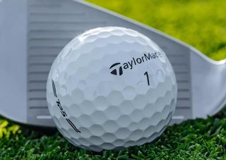 TaylorMade TP5 Stripe golfové loptičky 2026
