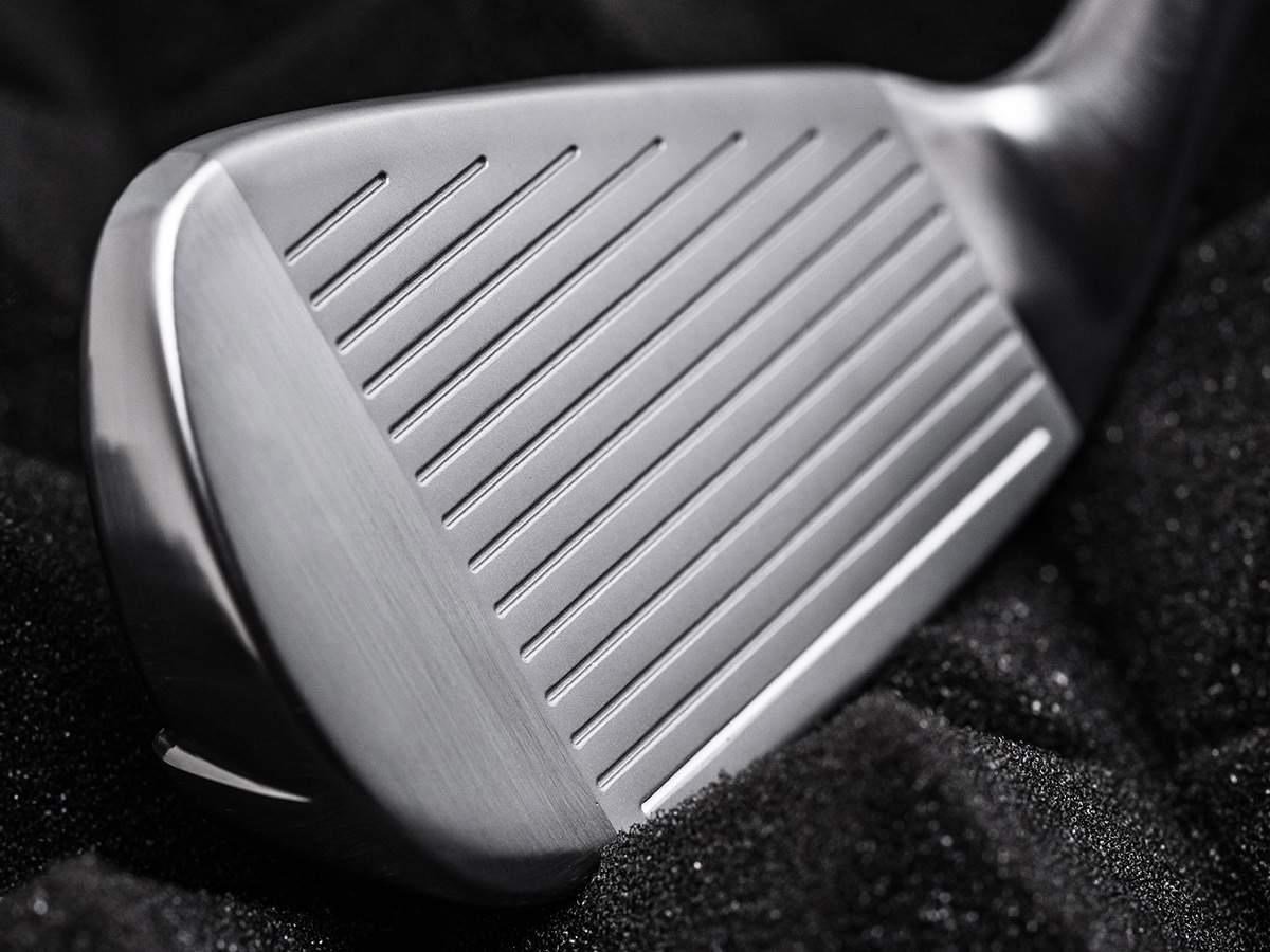 TaylorMade Qi Max HL pánske železá, grafit