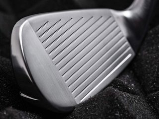 TaylorMade Qi Max HL pánske železá, grafit