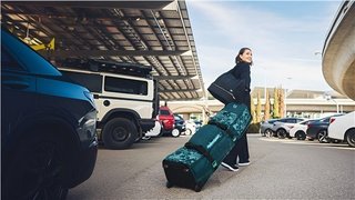 Ogio Alpha Slim travel bag, čierny