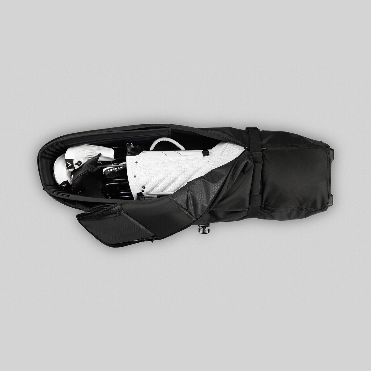 Ogio Pace travel bag, čierny