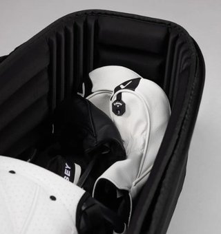 Ogio Pace travel bag, čierny