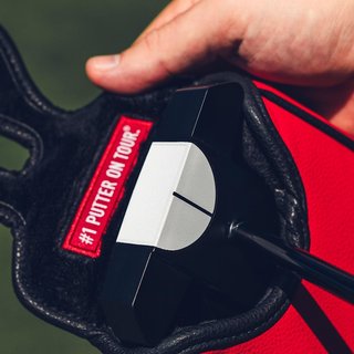 Odyssey Ai-DUAL Square 2 Square MAX 1/2 Ball Cruiser Broomstick putter