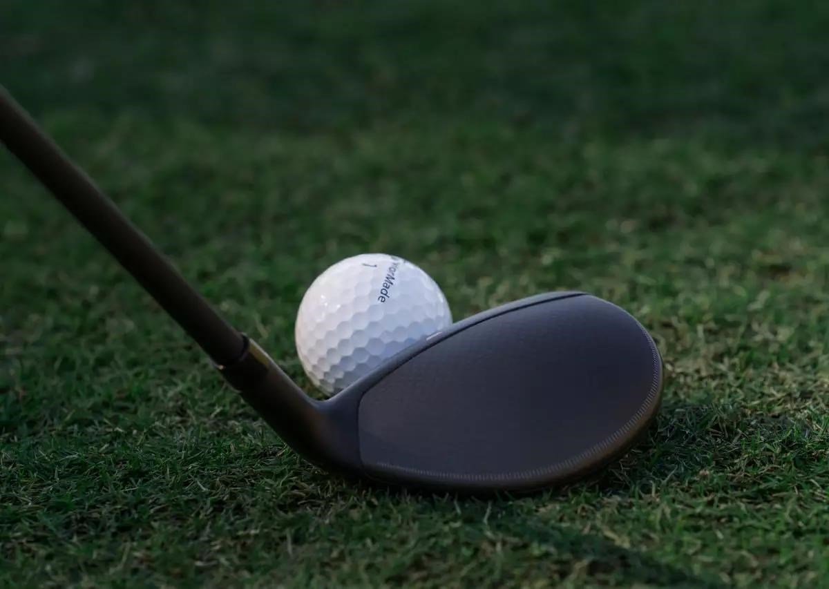 TaylorMade Qi4D Max pánsky hybrid