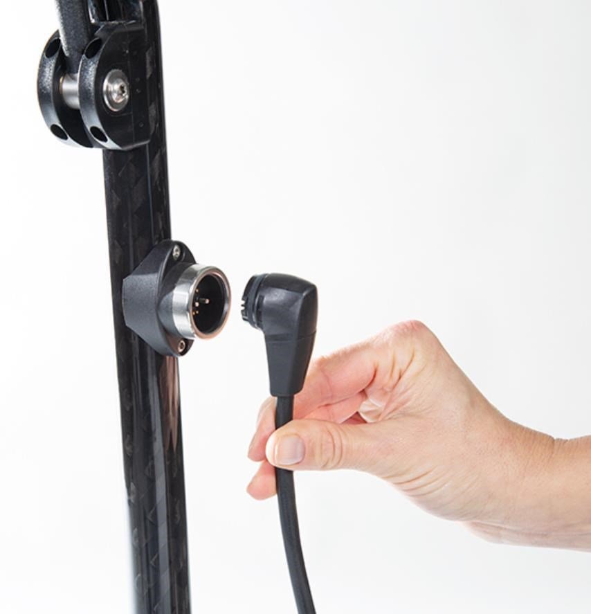 JuCad Carbon Travel Nero SV 3.0 elektrický vozík, čierny