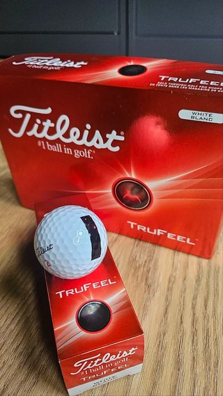 Titleist TruFeel 2024 - ALIGN golfové loptičky