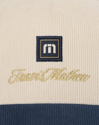 Travis Mathew Hidden Royalty pánska kšiltovka, italian sand