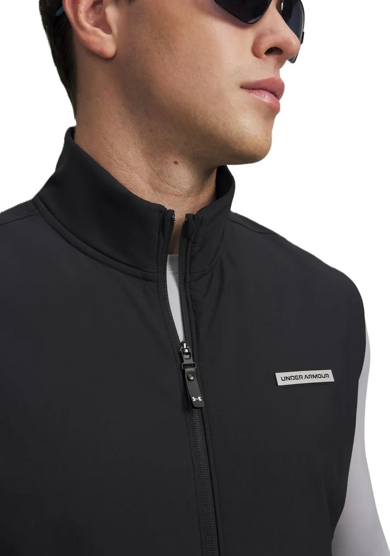 Under Armour Drive Pro Hybrid pánska vesta, čierna