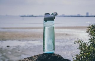 Contigo Cortland fľaša na pitie 720 ml, sivá jadeit