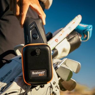 Bushnell Tour V7 Shift laserový diaľkomer