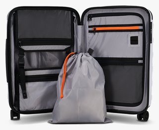Ogio Renegade Vault Carry-On 35-40L travel bag, biely